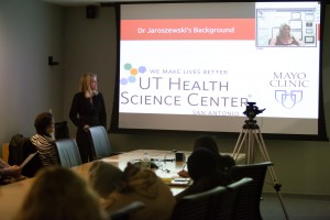 Fox School student Rebecca Uhl speaks with Dr. Dawn E. Jaroszewski, of the Mayo Clinic, via web conferencing during a presentation for Temple University medical students.