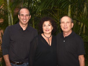 Devin Gross, FOX ’94, who earned an MBA in Health Administration from the Fox School of Business, joins his parents and fellow Temple alumni Ellen Woodnick Gross, DEN ’70, and Dr. Marvin A. Gross, DEN ’65, for a recent family photo.