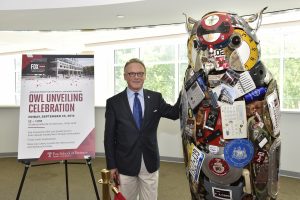 Dr. M. Moshe Porat at the owl statue unveiling. Jim Roese Photography