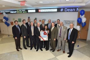 Tom Intoccia, FOX ’86, Vice President and Senior Northeastern Divisional Managing Director of Schwab Advisor Services, and fellow Charles Schwab relationship managers and clients surround Cindy Axelrod, Assistant Professor of Finance and Director of Fox’s Financial Planning programs, at the Nov. 2 dedication ceremony for the Charles Schwab Financial Planning Training CenterTM. (Jim Roese Photography)