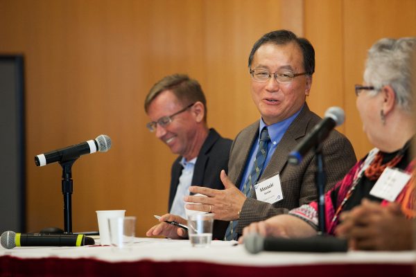 Representatives of Temple University’s Innovation and Entrepreneurship Institute meet with winners of the 2016 Innovative Idea Competition.