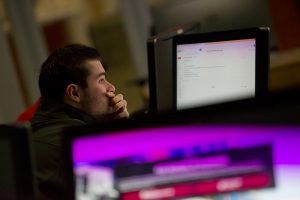Student at computer in Capital Markets Room 