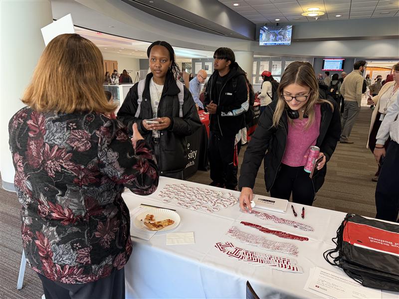 Graduate Program Fair provides students with insights to plan their futures