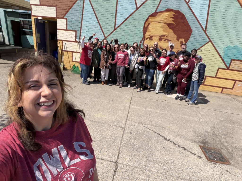 Sarah Leslie King and a team of other staff