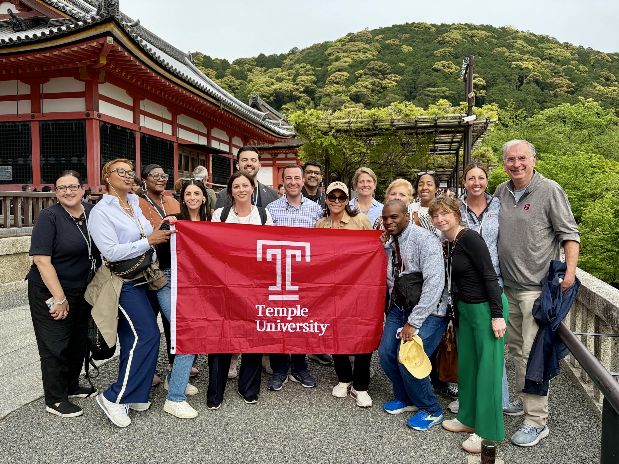 Fox School of Business Executive Master of Business Administration student cohort traveled to Japan