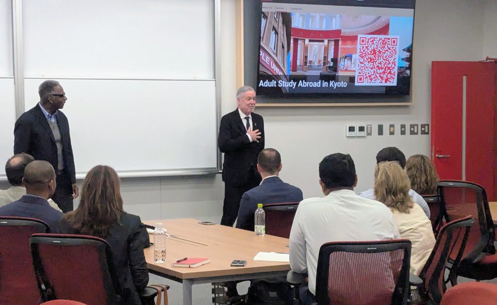 Fox School EMBA students briefly met with university president John Fry at Temple’s campus in Kyoto, who was visiting the campus at the same time.