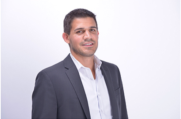 Jason Entezari